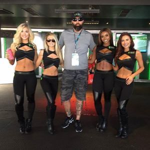 Meet your Posher, Travis